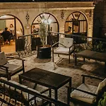 Отель Helios Cave Hotel 4*