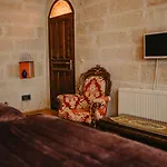 Helios Cave Hotel 4*