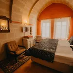 Helios Cave Hotel Отель 4*