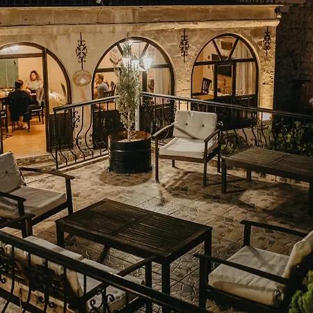 Hotel Helios Cave Kapadokya 4*