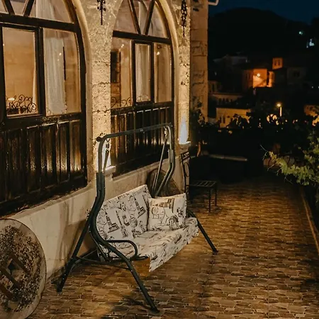 Hotel Helios Cave Kapadokya 4*