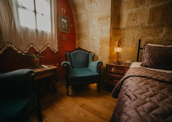 Helios Cave Hotel 4*