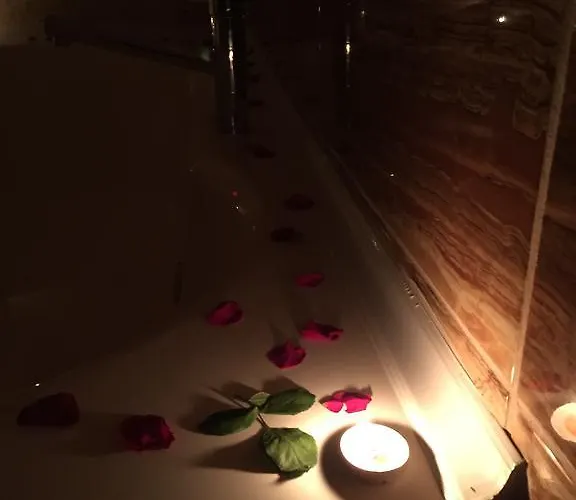 Helios Cave Hotel 4*