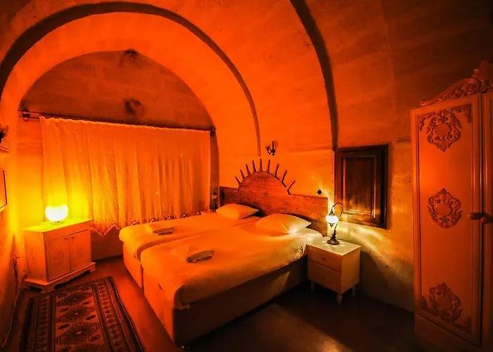 Отель Helios Cave Hotel 4*