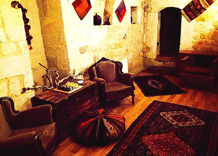 Отель Helios Cave Hotel